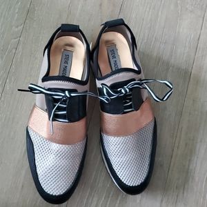 Steve Madden Sneakers